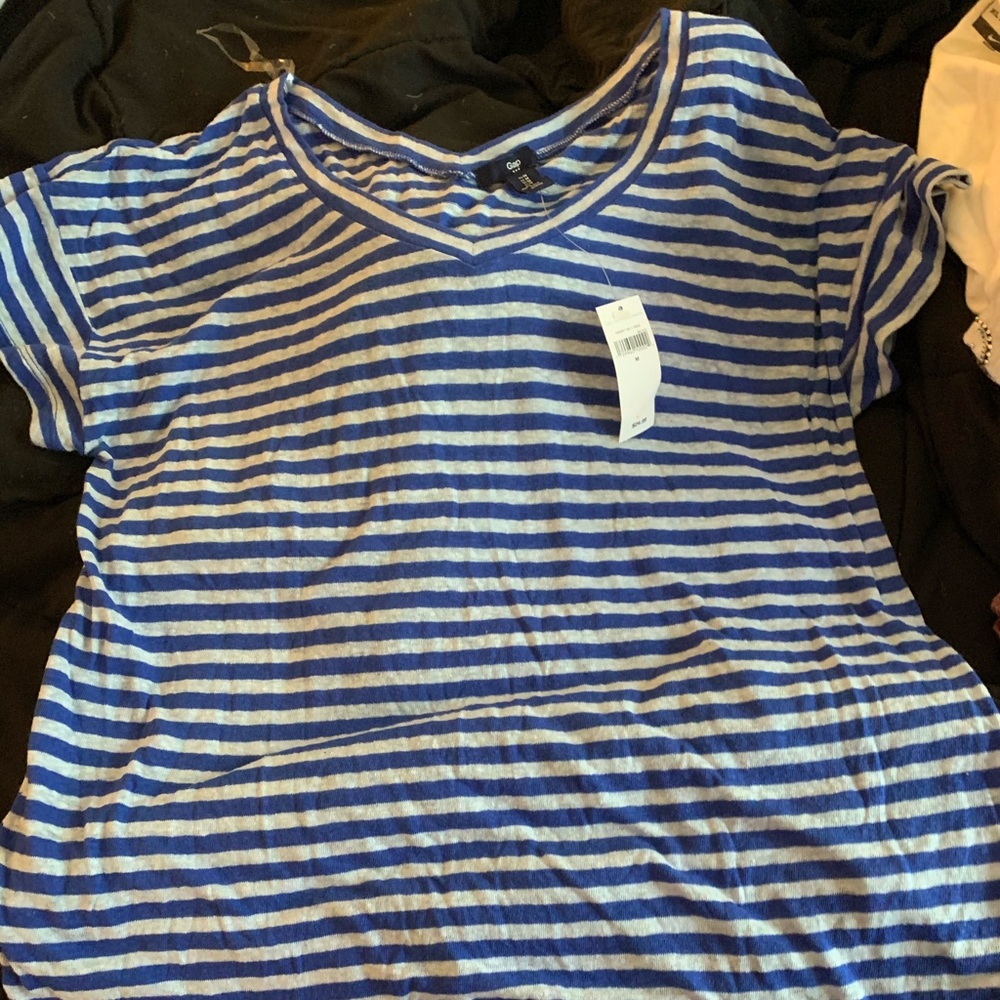 New striped Gap Shirt